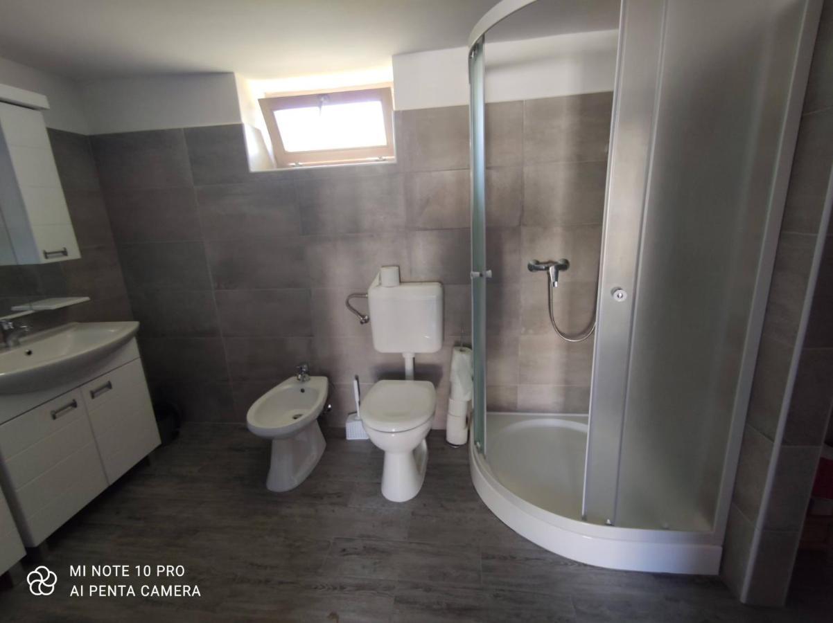 Das Blaue Haus Guesthouse - Kovacshida Εξωτερικό φωτογραφία
